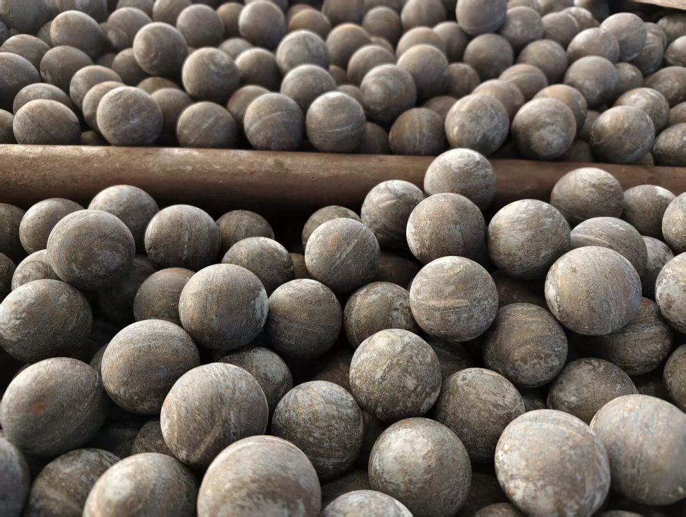 Hot-rolled steel balls