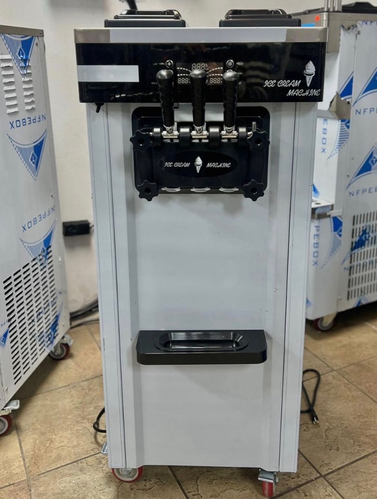 Commercial Ice Cream Snack Equipment