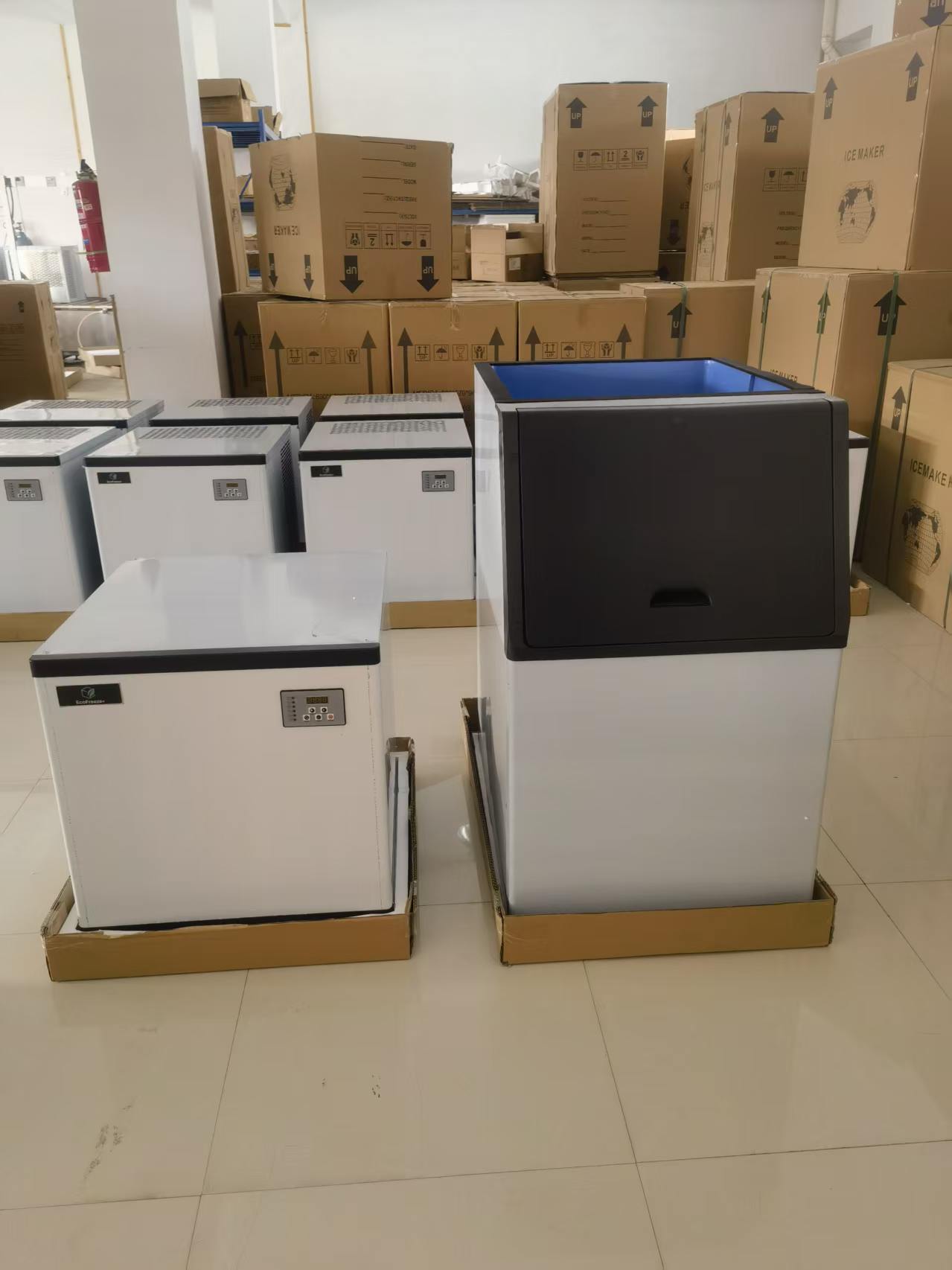 200kg/24h Commercial Ice Maker Cube Ice Making Machine