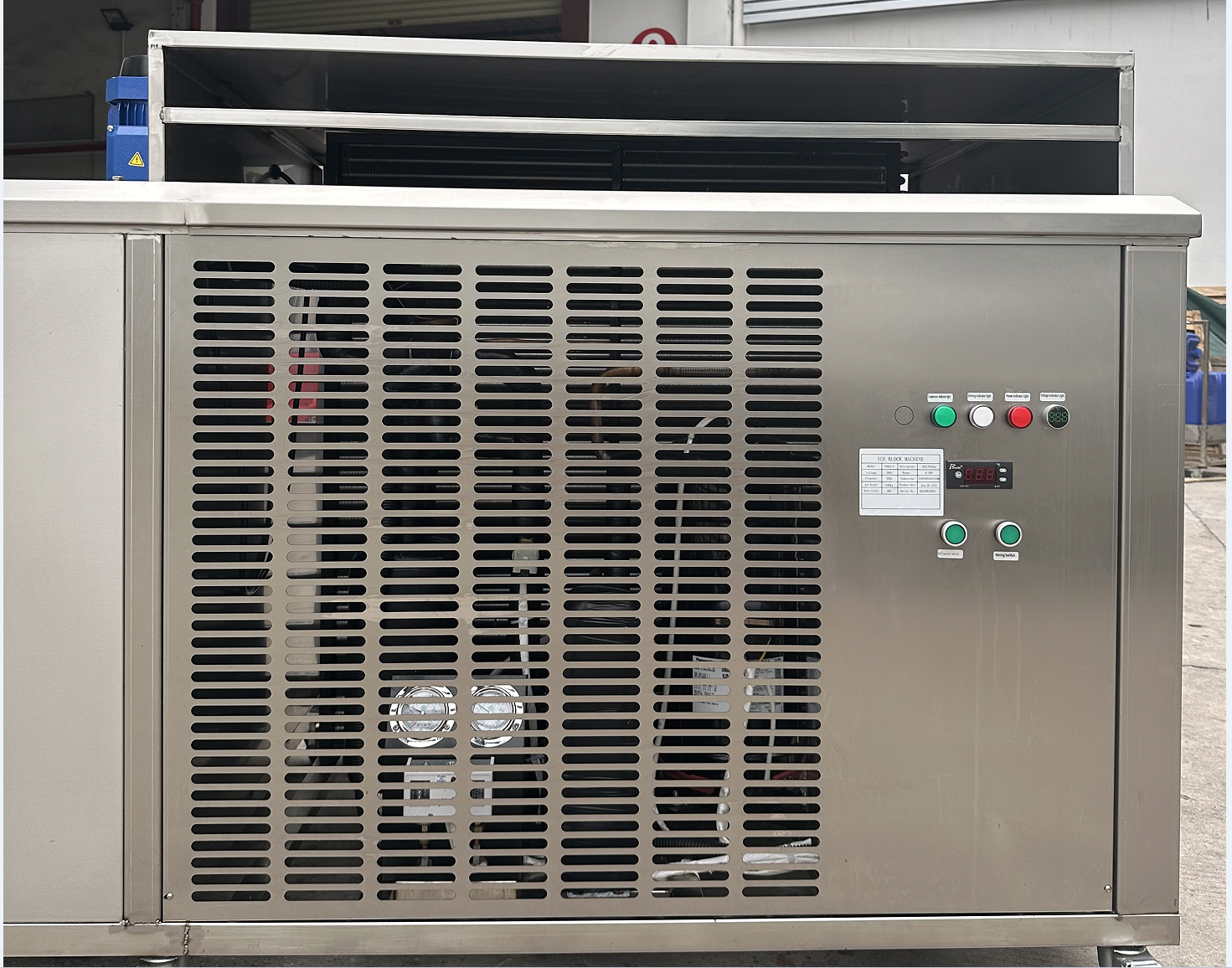 300kg 500kg 1000kg/day ice block machine block ice maker machine for africa market  industrial brine block ice making machine  1ton per day industrial ice block making machine big ice machine price  industrial block ice making machine  huge ice cube maker price  commercial ice block making machine