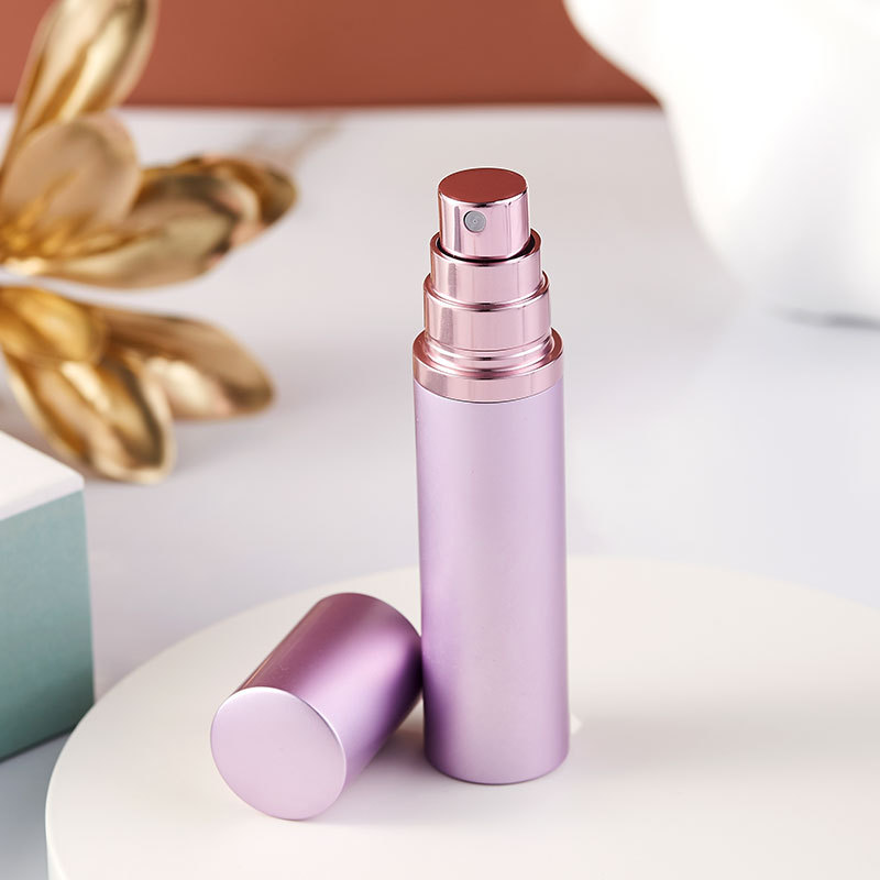 Wholesale 50ml high-end glass perfume bottles, empty bottles, brand-name essential oil spray bottles, Custom Perfume Bottles 30ml 100ml With Wooden Lid empty bottles 