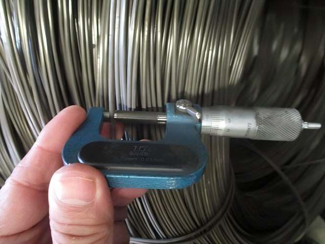 Q195 Q235 2mm 2.5mm 3mm Low Carbon Steel Iron Wire