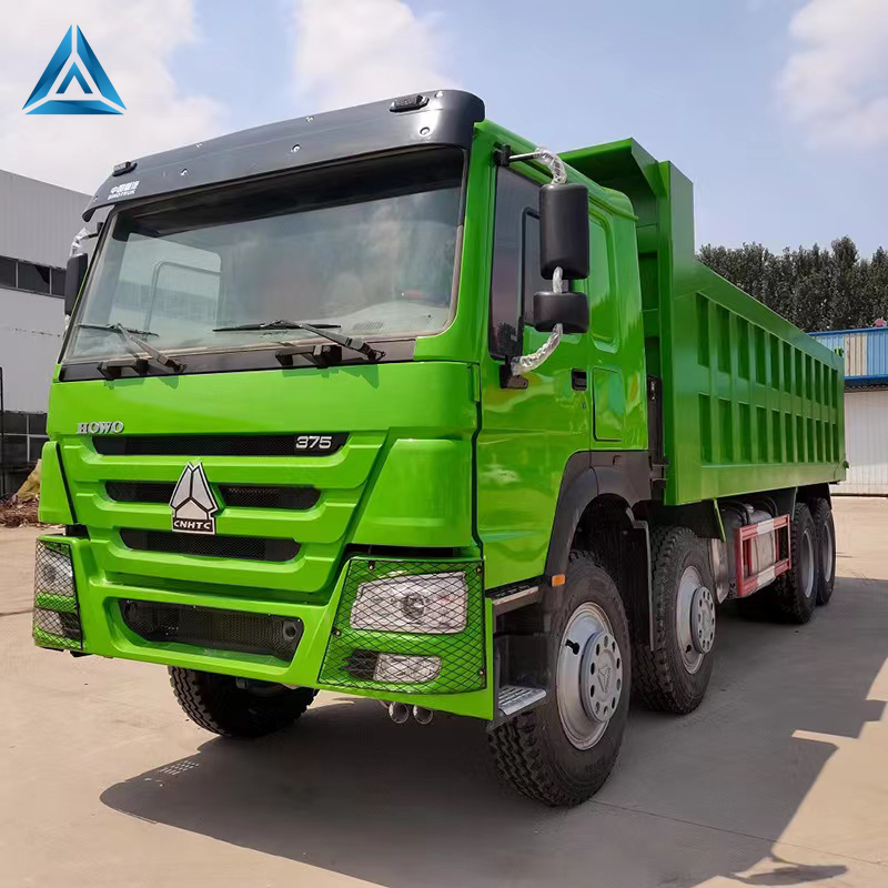Sinotruk Howo 375HP 8x4 12 wheels Dump Truck Loading 50 Tons