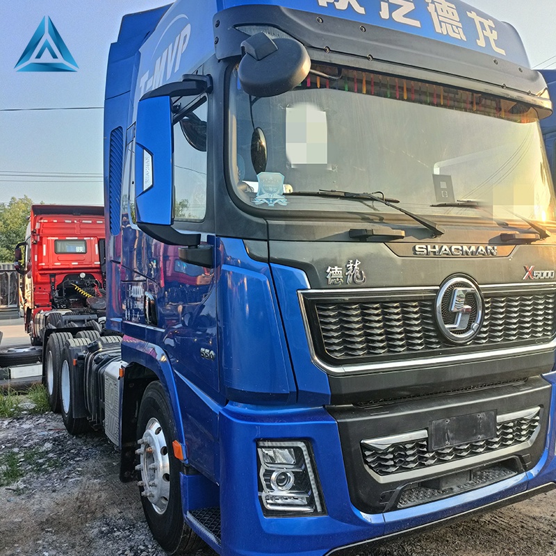 Shacman X5000 6x4 550HP Tractor Head Truck