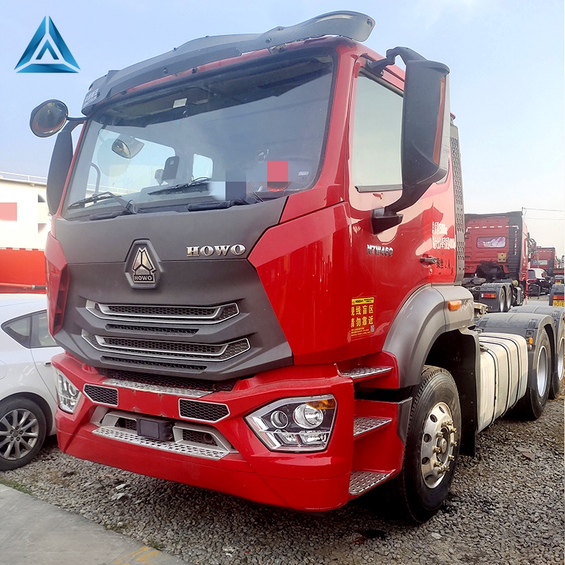 Howo N7W Heavy Truck 460HP 6x4 Tractor