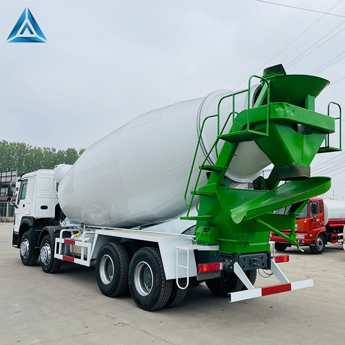 Howo 371 8x4 Concrete Cement Mixer Truck