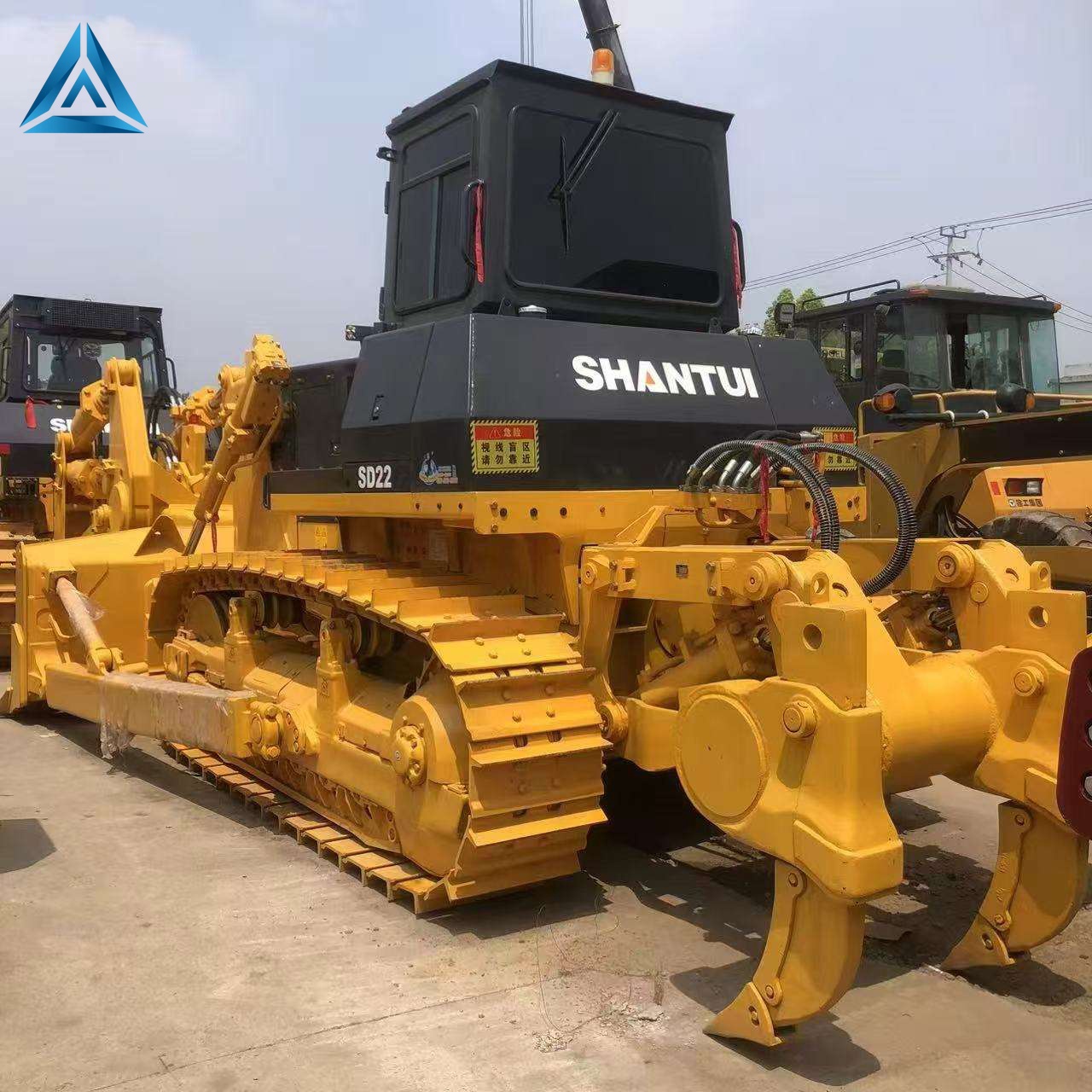 Shantui SD22 tracked bulldozer