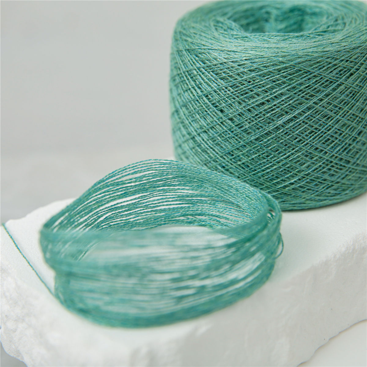 Hot selling VPN core yarn 28S/2 50% adhesive 22% nylon anti pilling fancy yarn, suitable for winter knitting and weaving