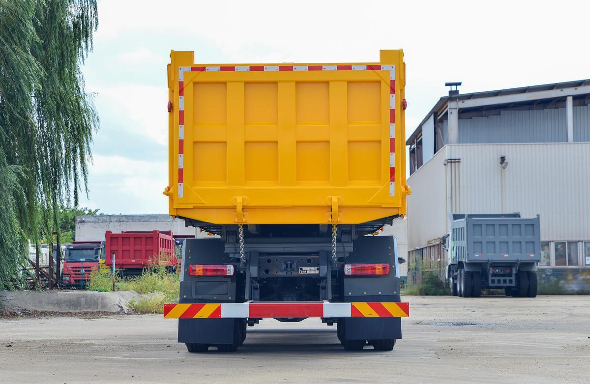 HOWO TX 400HP 6x4 dump truck rear view with reinforced cargo body