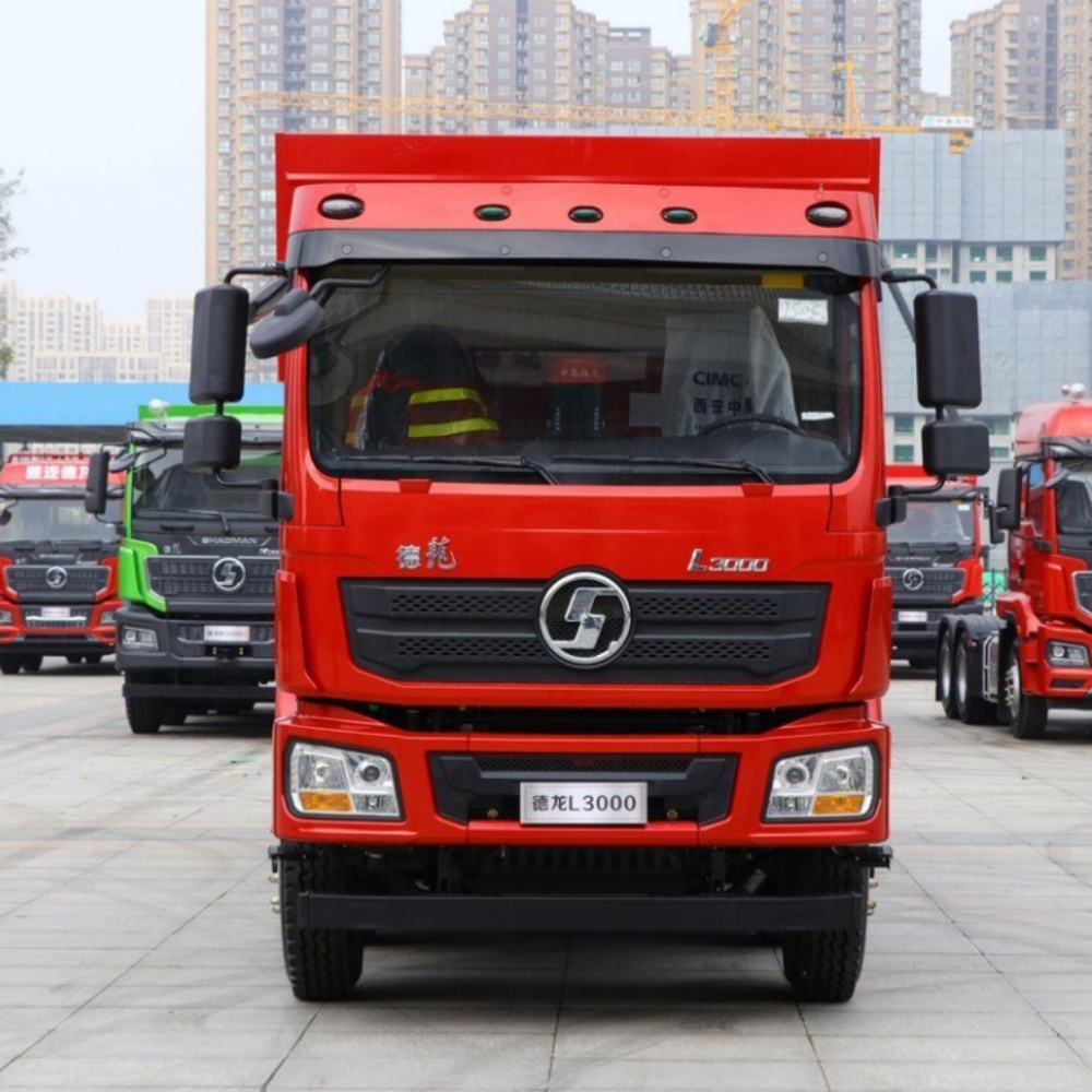 شاحنة قلابة شاكمان L3000 بقوة 350 حصان وبنظام الدفع 8×4