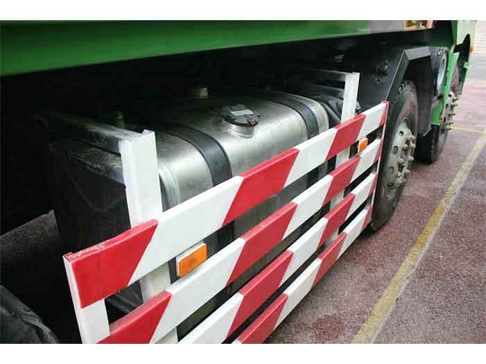 Shacman M3000 8x4 heavy duty dump truck fuel tank detail for long distance and heavy load operation