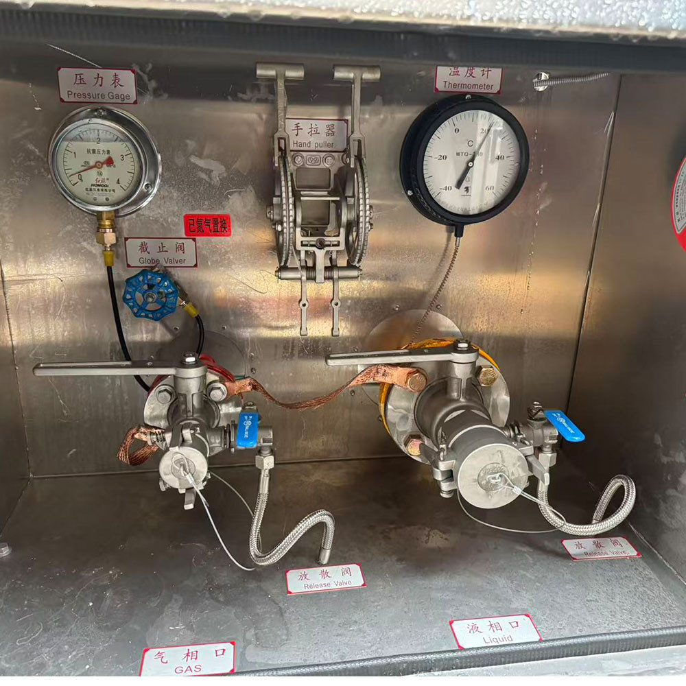 3 axle 56m³ LPG transport tanker trailer valve detail showing pressure control and emergency shut off system