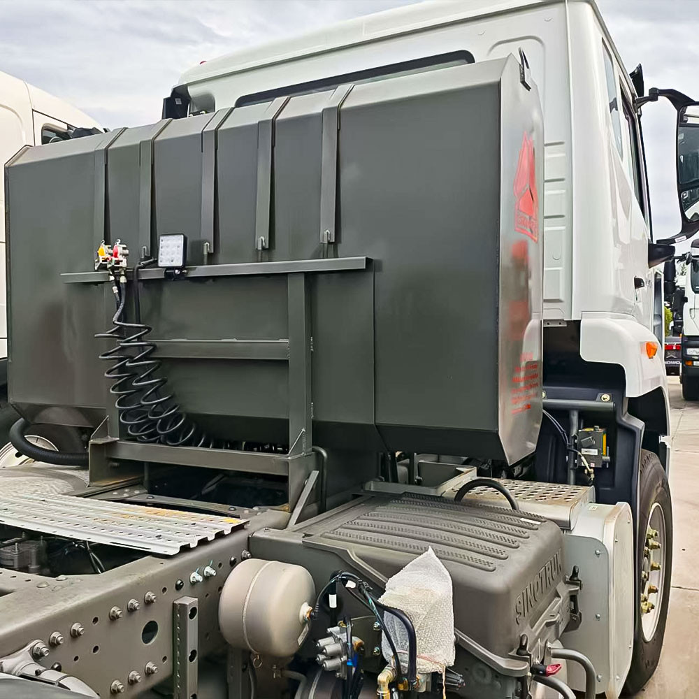 HOWO NX 371HP tractor truck