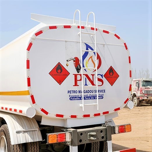 HOWO 375HP 6x4 heavy duty fuel tanker truck rear view with heavy duty outlet system