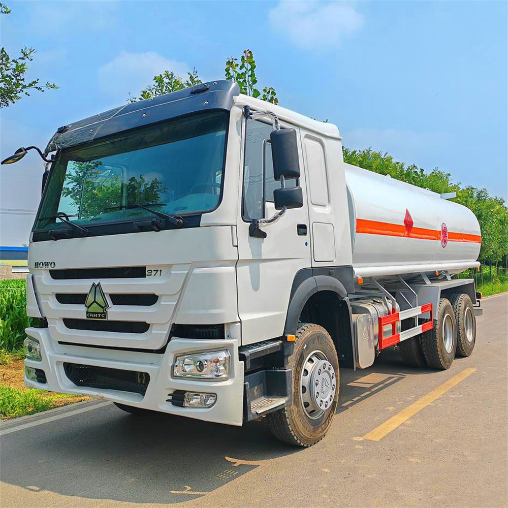 HOWO 371HP 6×4 Camion-citerne à carburant