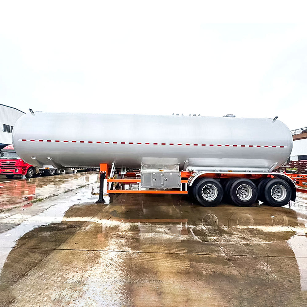 Remorque-citerne pour transport de GPL 3 essieux 56 m³