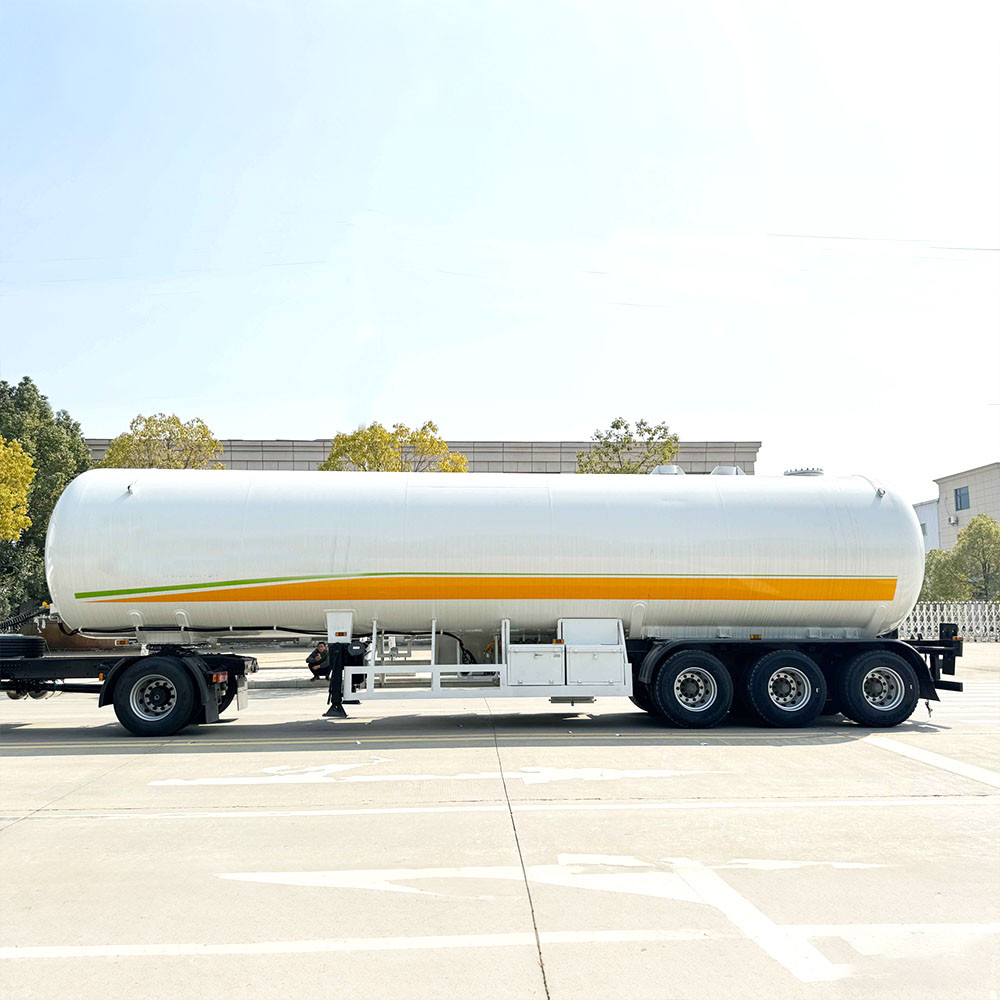 3 axle LPG tanker semi trailer side view showing insulated pressurized tank and suspension system
