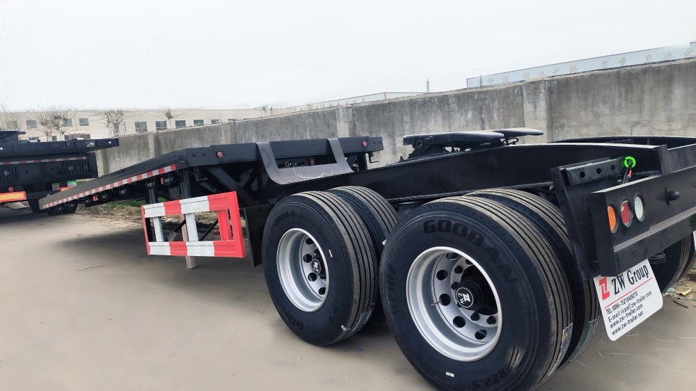 60T superlink flatbed trailer superlink connection detail showing hydraulic or mechanical linkage system