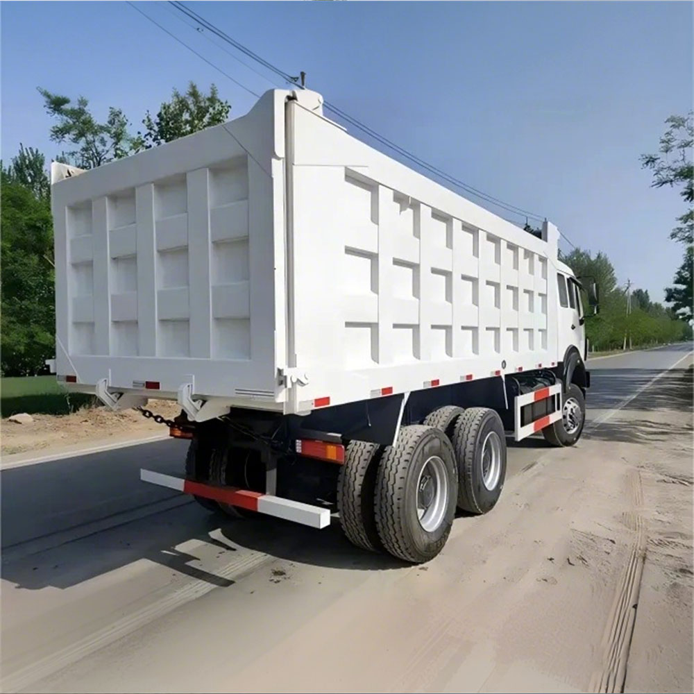 Camion benne BEIBEN 340HP 6×4 pour travaux publics