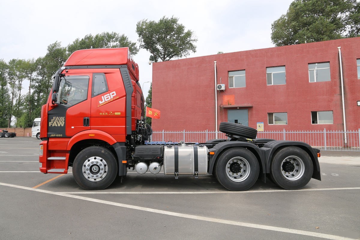 FAW J6P 550HP 6×4 tractor truck rear three quarter view showing chassis and fifth wheel coupling
