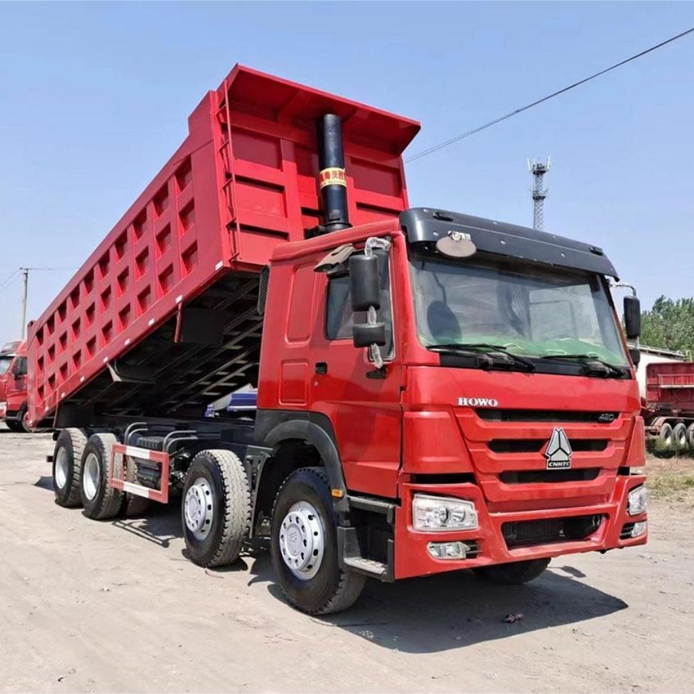 HOWO 420HP 8x4 dump truck front three quarter view for mining transport