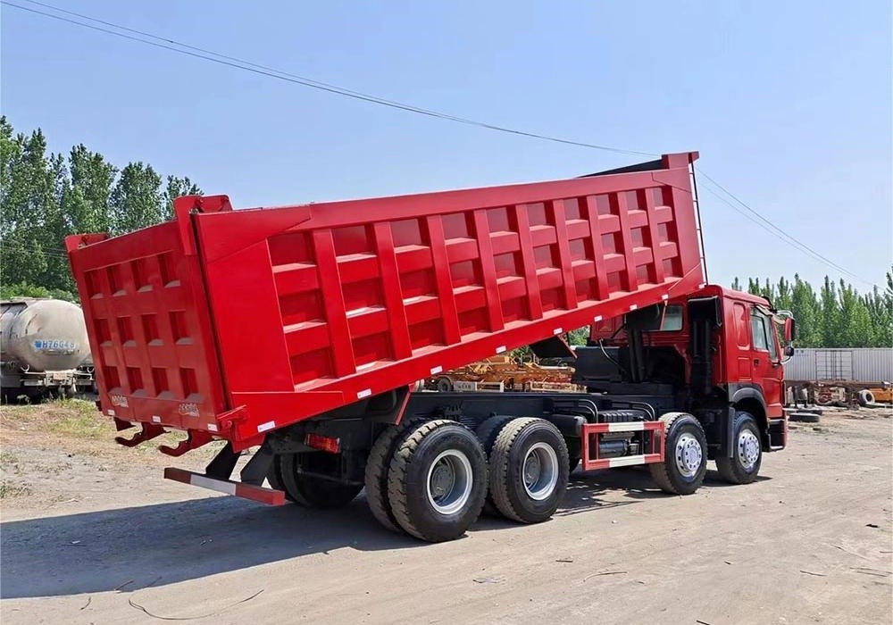 HOWO 420HP 8x4 dump truck rear three quarter view tipping body