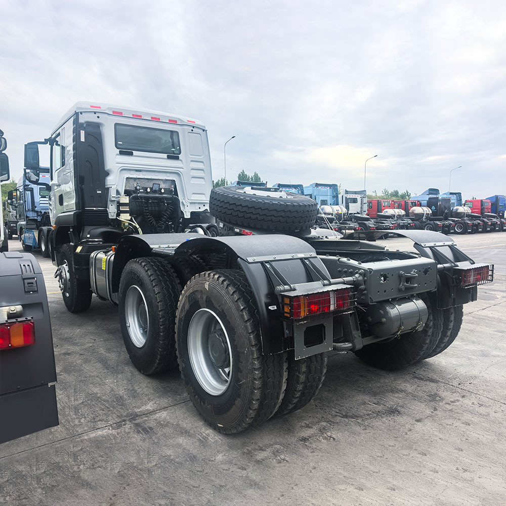 HOWO TX400HP 6x4 tractor truck rear view
