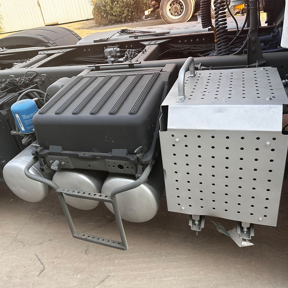 HOWO NX 6x4 400HP tractor truck