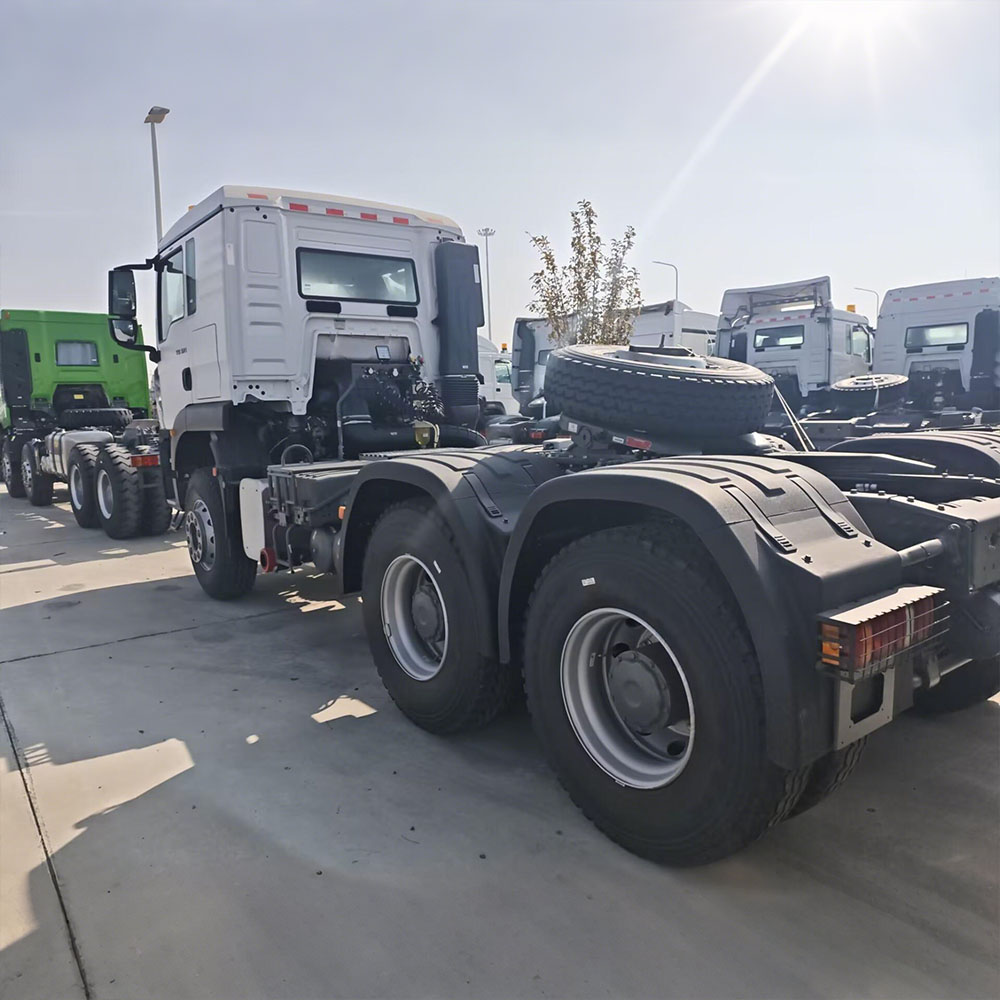 Caminhão trator HOWO TX 371HP 6×4