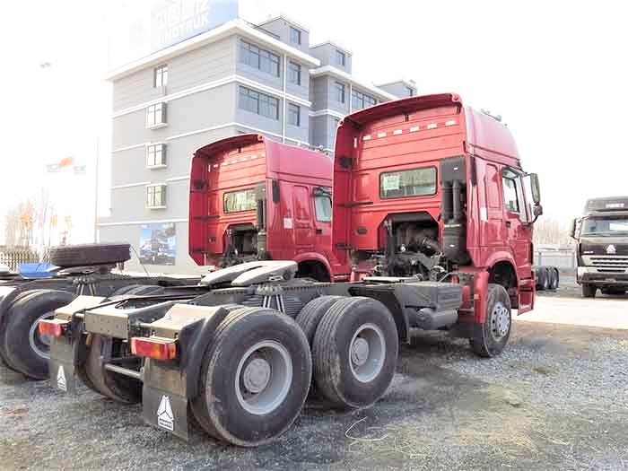 Howo 375HP Tractor Truck rear three-quarter view showing fifth wheel and rear chassis