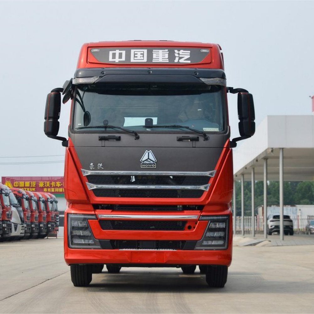 Caminhão Trator HOWO TH7 540HP 4×2