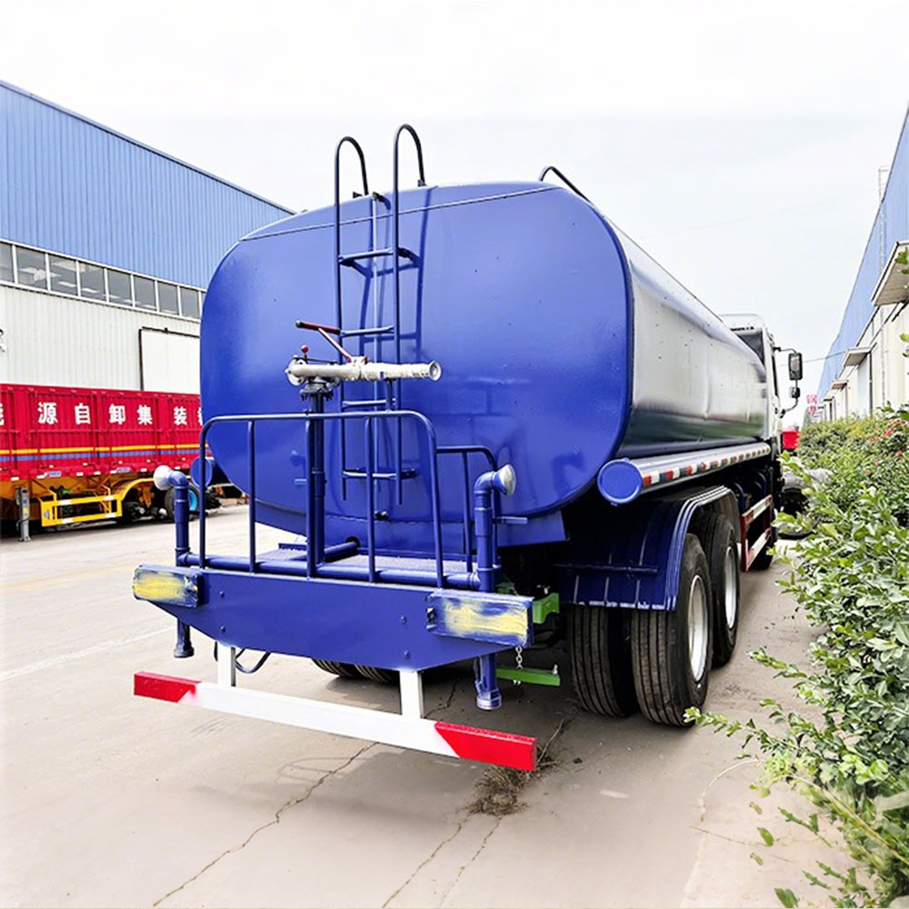 Caminhão Tanque HOWO 371HP 6×4