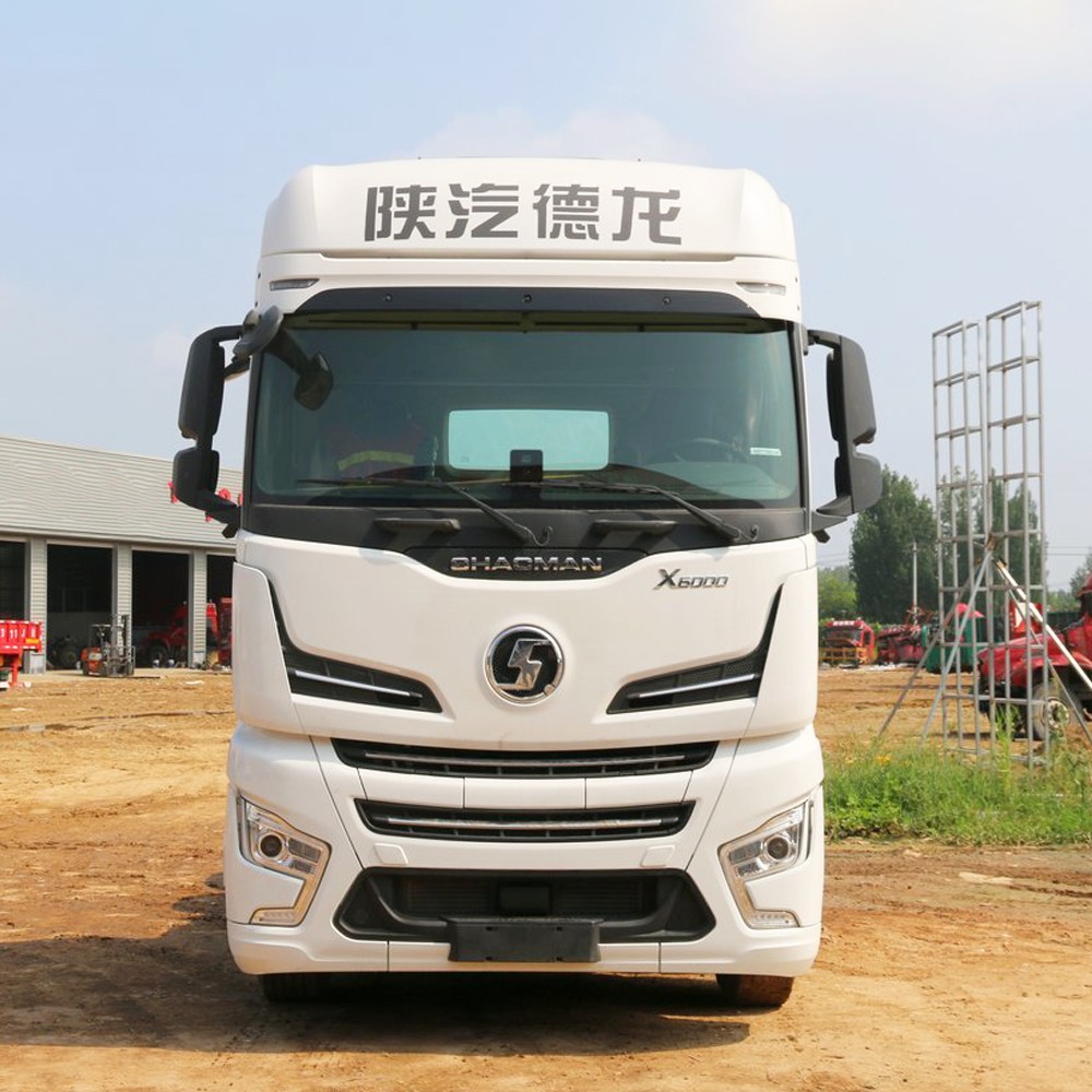 Caminhão Trator Shacman X6000 6×4