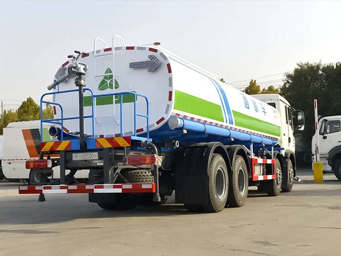 HOWO 8x4 310HP water tanker truck rear three quarter view showing rear spraying system and tank structure