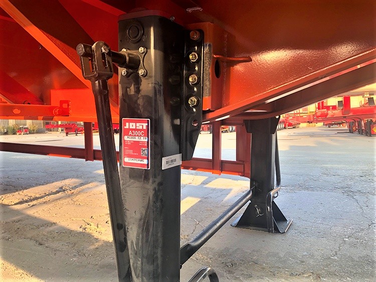 3 axle 40ft flatbed container semi trailer landing gear detail showing heavy duty support system
