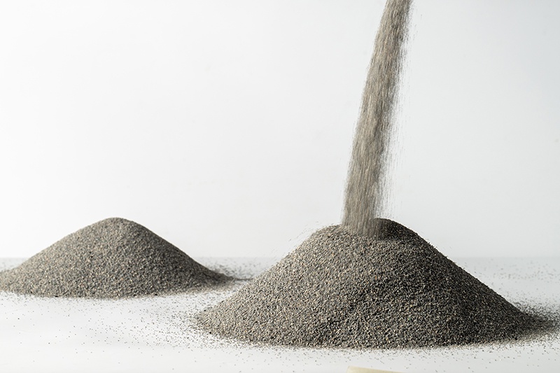 Does Fast-Clumping Litter Control Odor Better Over Time?
