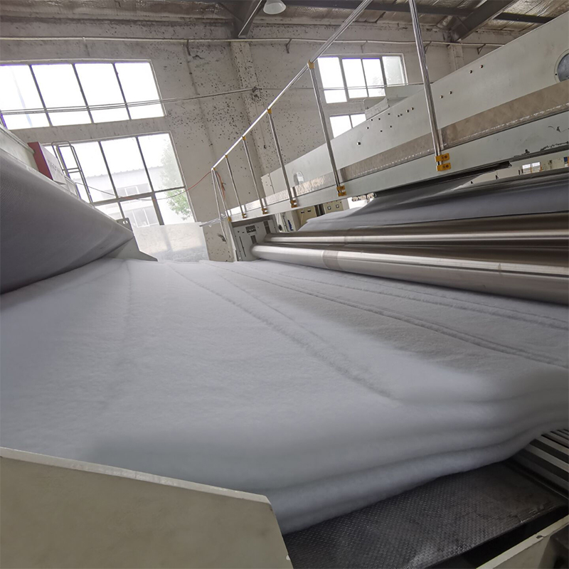 PET nonwoven geotextile for road use