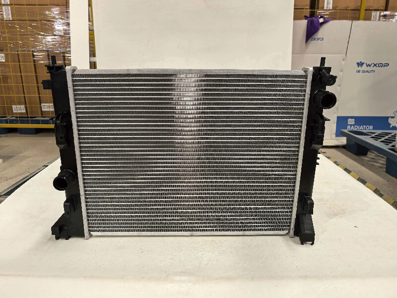 Radiator for Nissan