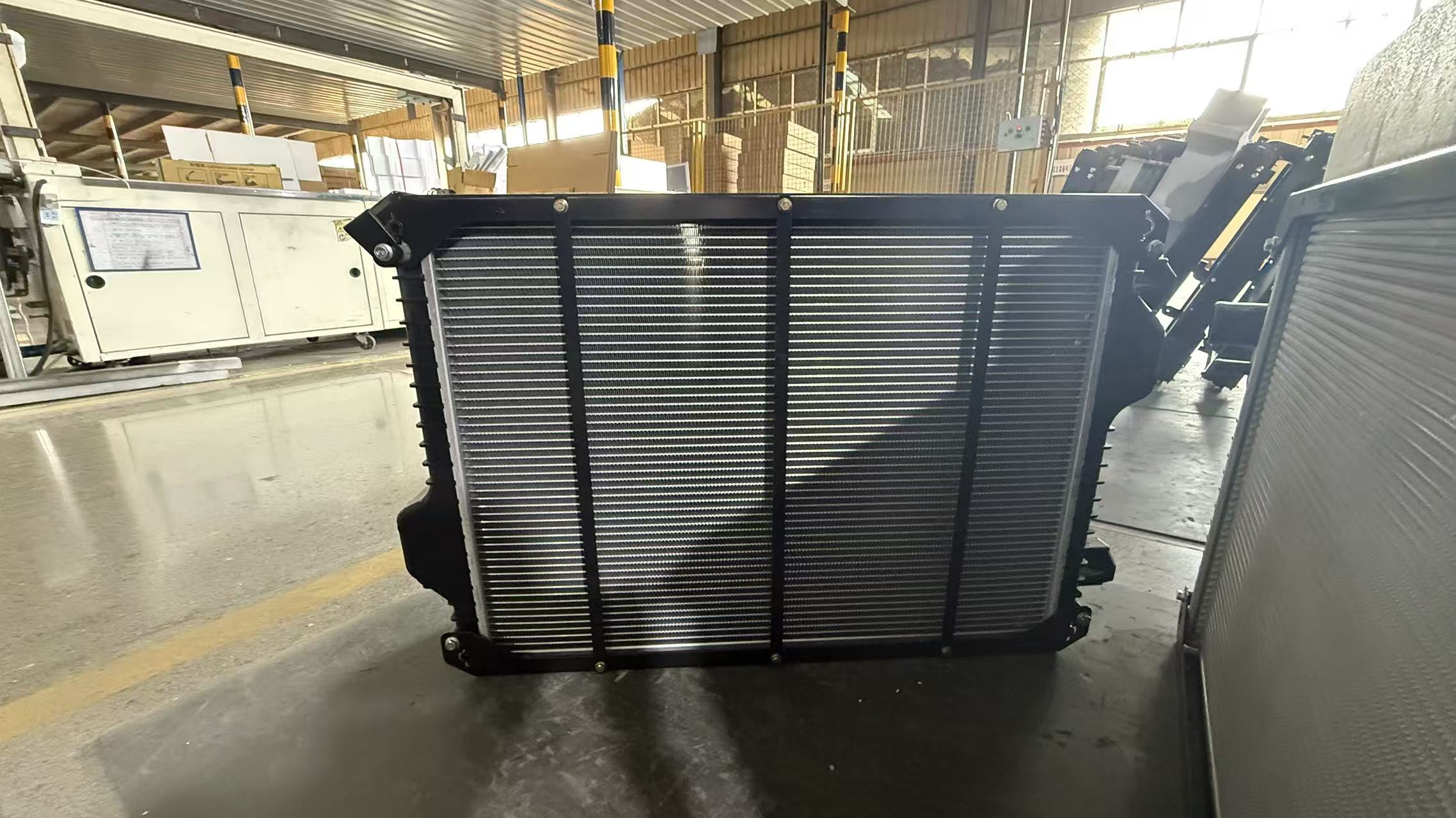 XD82003 RADIATOR FOR  kate
