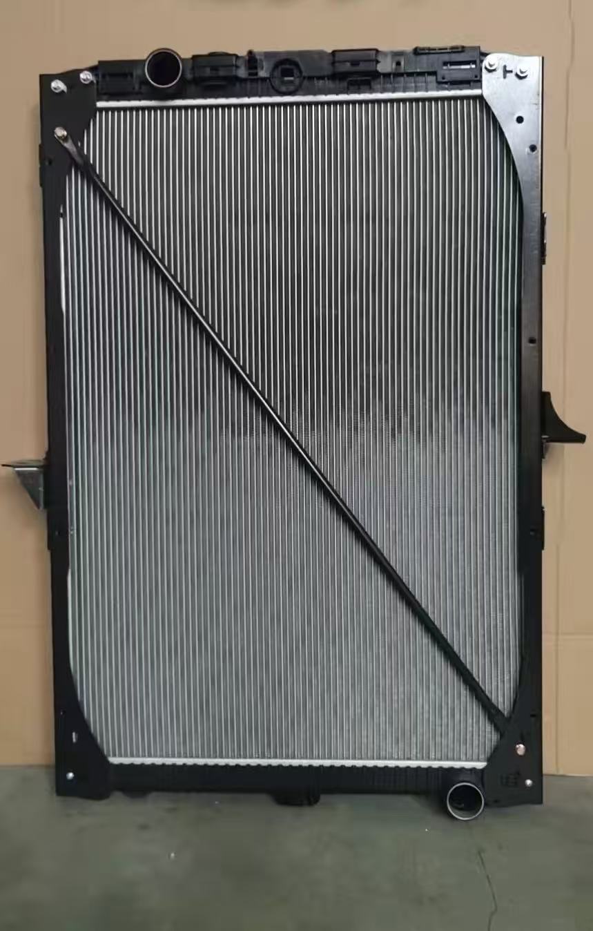 XD807 RADIATOR FOR DAF