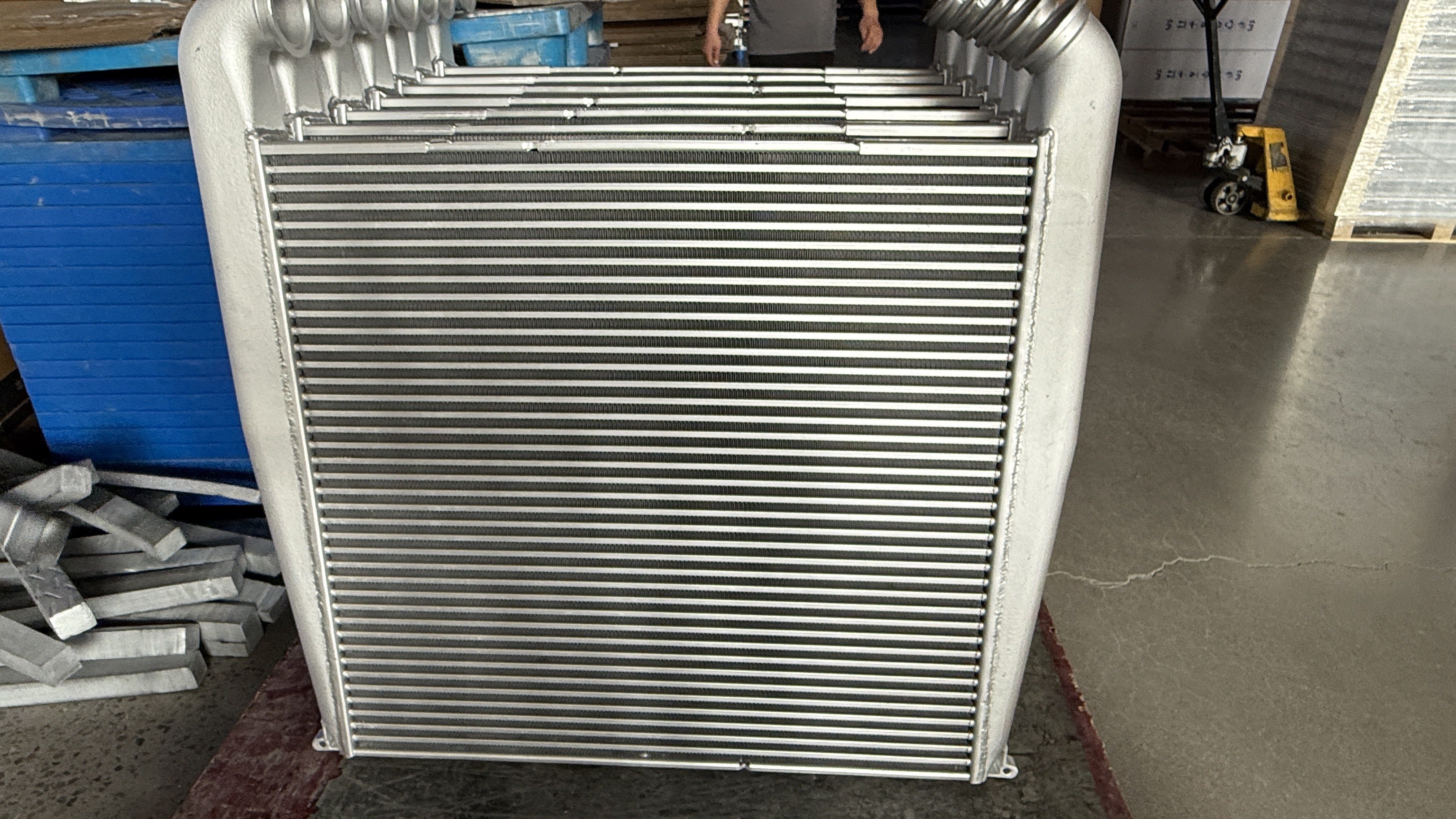 XD052 INTER COOLER FOR SCANIA