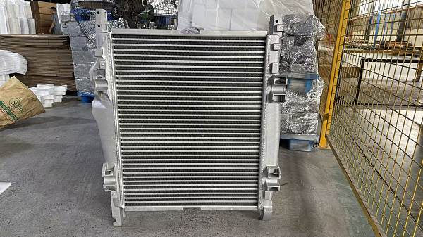 XD332 RADIATOR FOR MERCEDES-BENZ XD332 RADIATOR FOR MERCEDES-BENZ