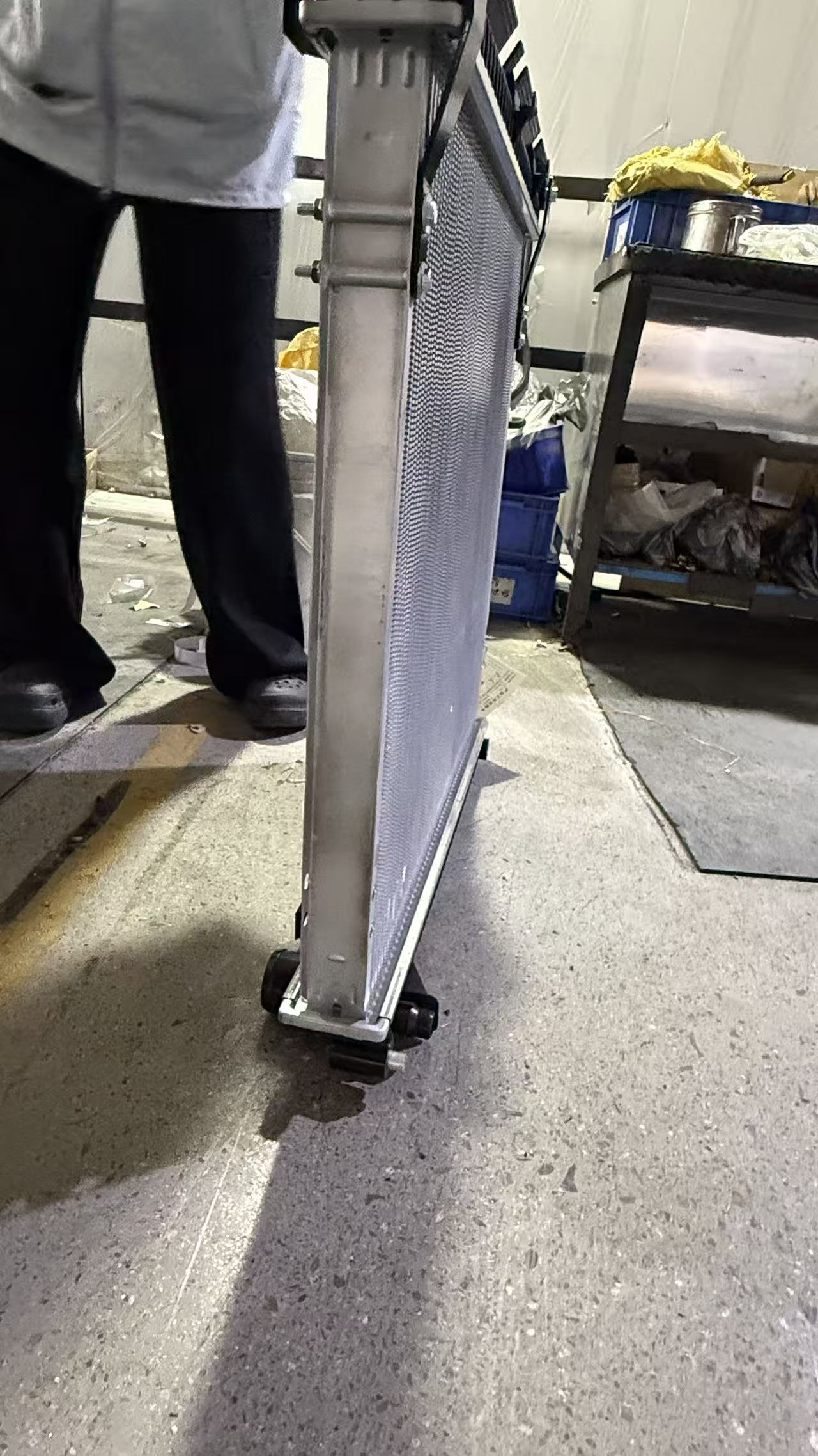 XD81104 RADIATOR FOR MAN