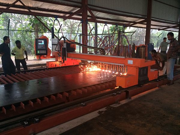 Cnc flame cutting machine