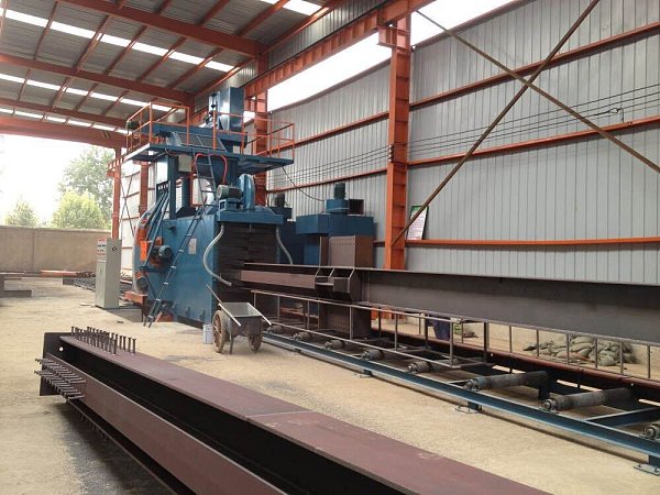 Shot blasting machine