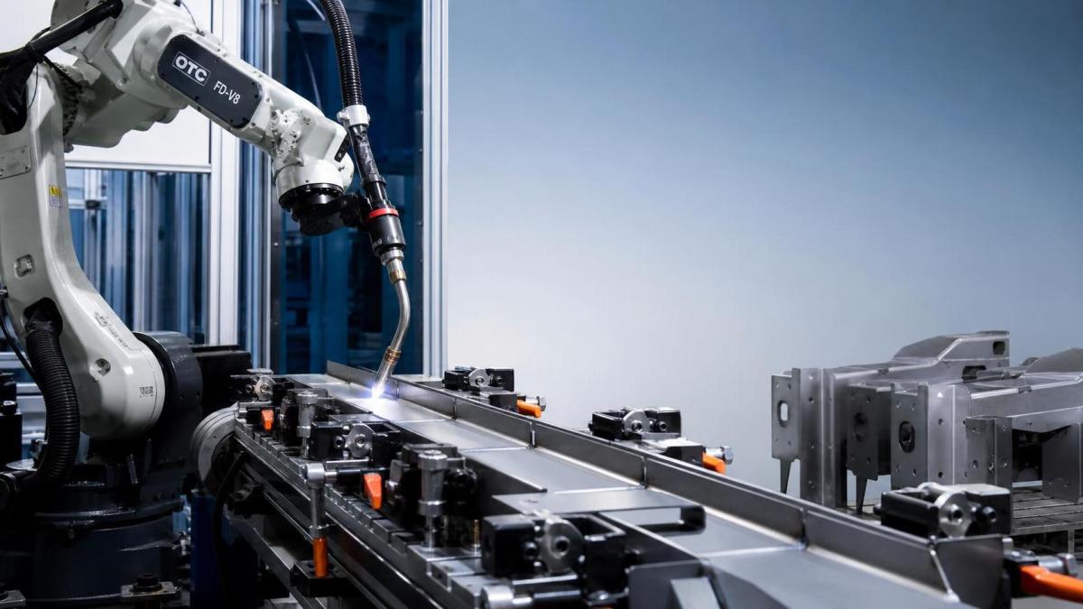How does a Mig welding robot reduce spatter in repetitive joints? How does a Mig welding robot reduce spatter in repetitive joints?