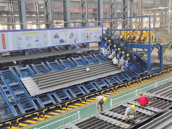 T beam welding machine