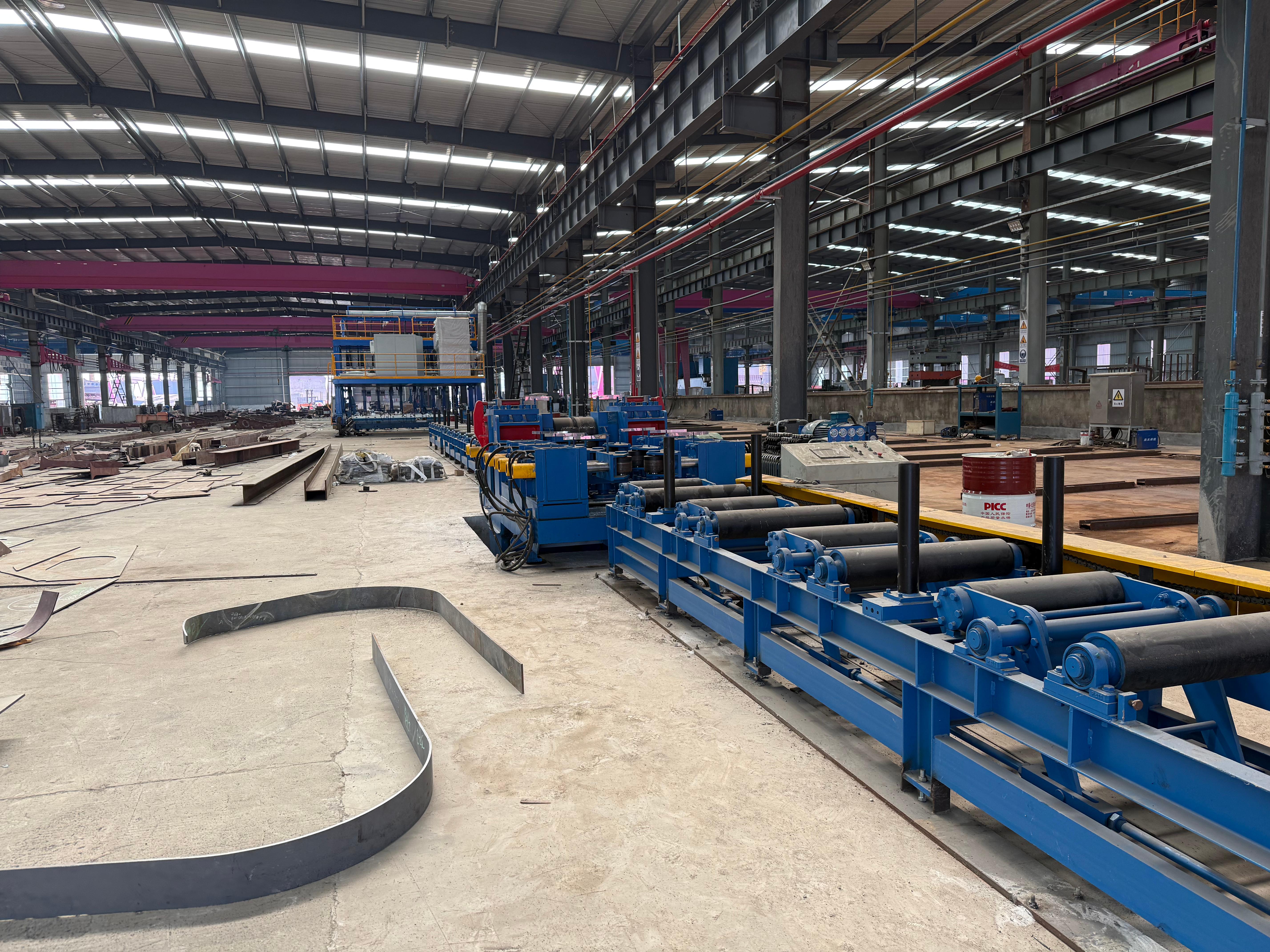 When does a beam flange straightening machine suit steel structure work?