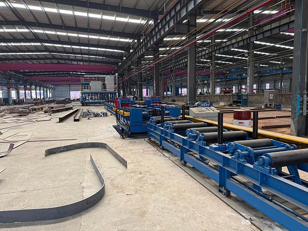T beam straightening machine
