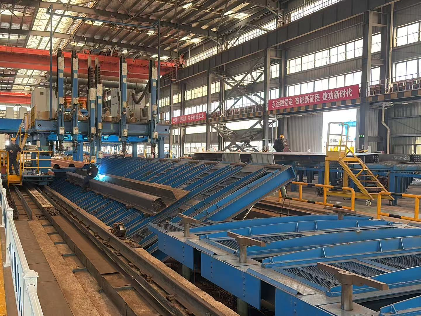 U Rib Outside welding machine